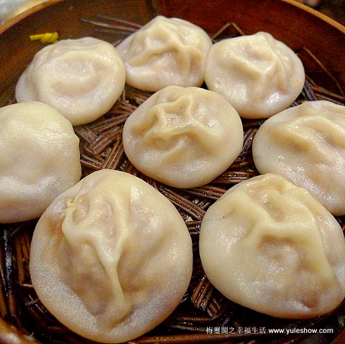 [南京]雞鳴湯包倒著包 有湯有汁味道好