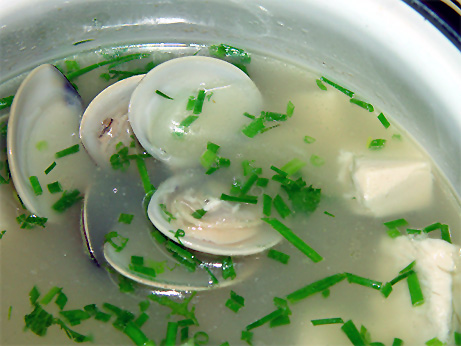 蛤蜊豆腐湯 蔥油海蜇 雪菜蒸黃鱔 蔥油蠶豆
