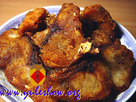 蘇式熏魚 京蔥牛筋煲 炒青菜 煮玉米 毛蟹年糕 日式煎餃 醉蟹