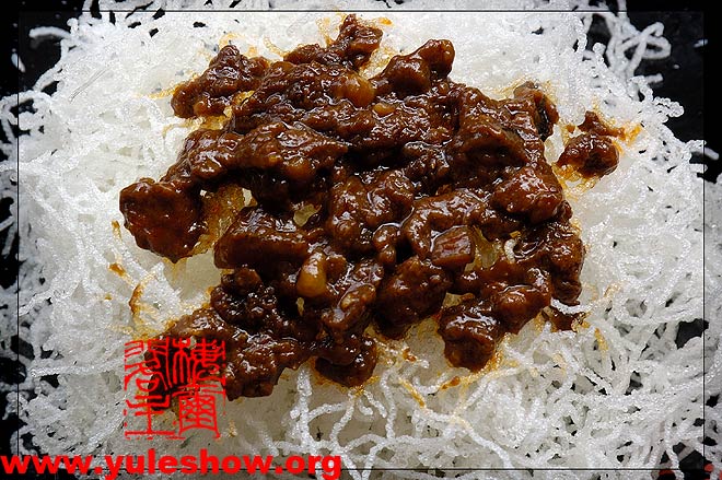 螞蟻上樹 炸豬排 黃芽菜肉絲年糕湯